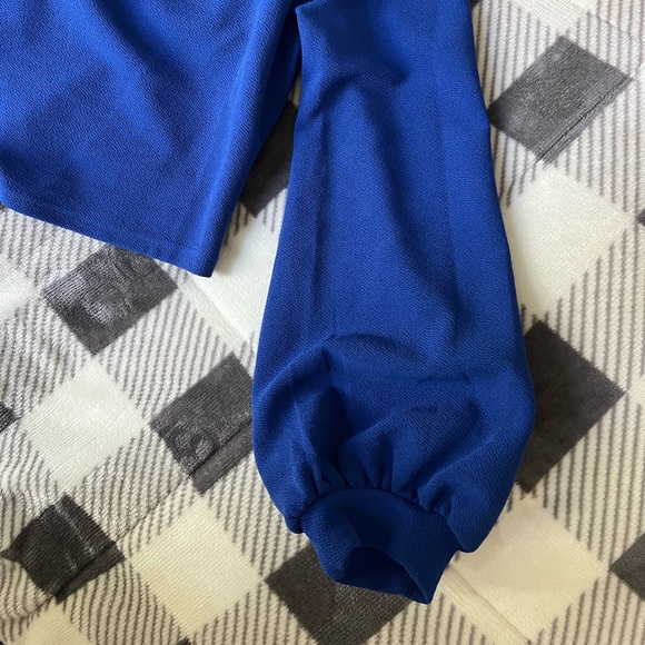 Long sleeve crop top - Royal Blue - Size Large - Picture 3 of 4